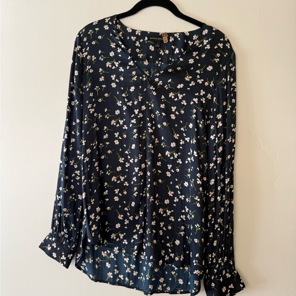 Banana Republic Dark Blue Floral Blouse